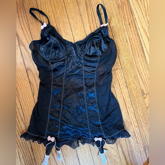 Black and Pink Victoria Secret Chemises with garter belt - Picture 3 of 8